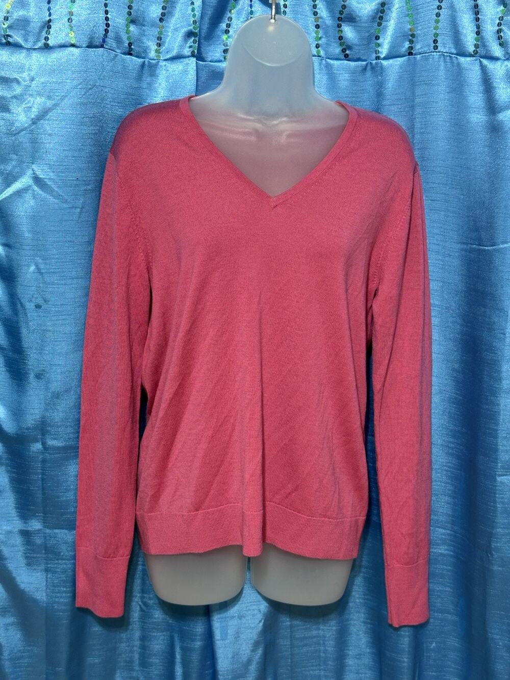 Uniqlo 100% Wool V Neck Sweater Pink Long Sleeve Women's SZ M